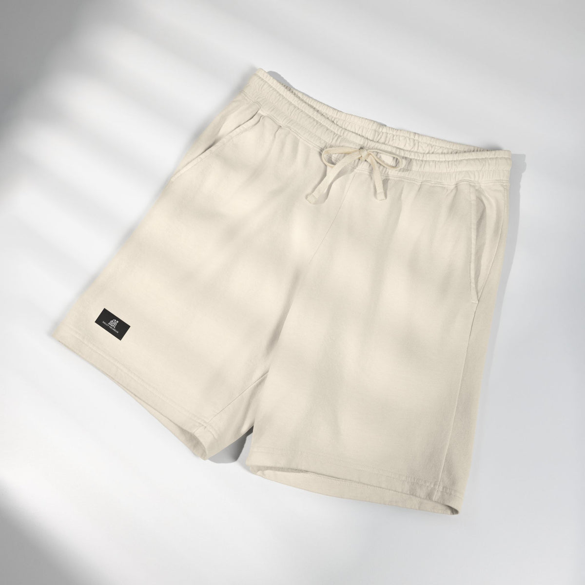 Eruptio shorts